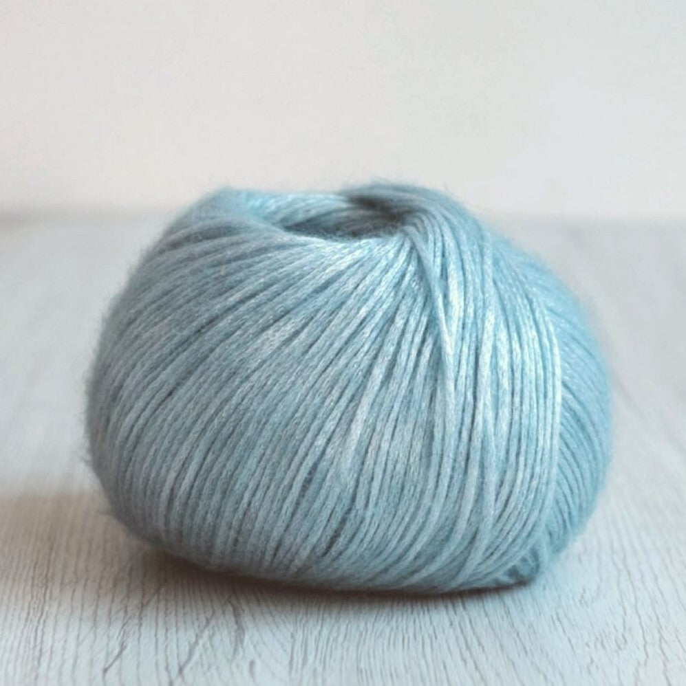 DHG Hokusai Yarn