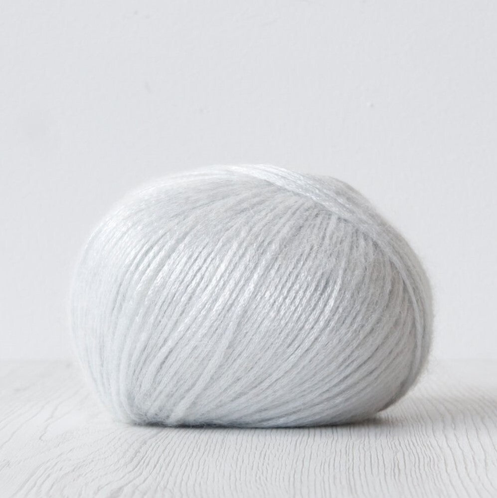 DHG Hokusai Yarn