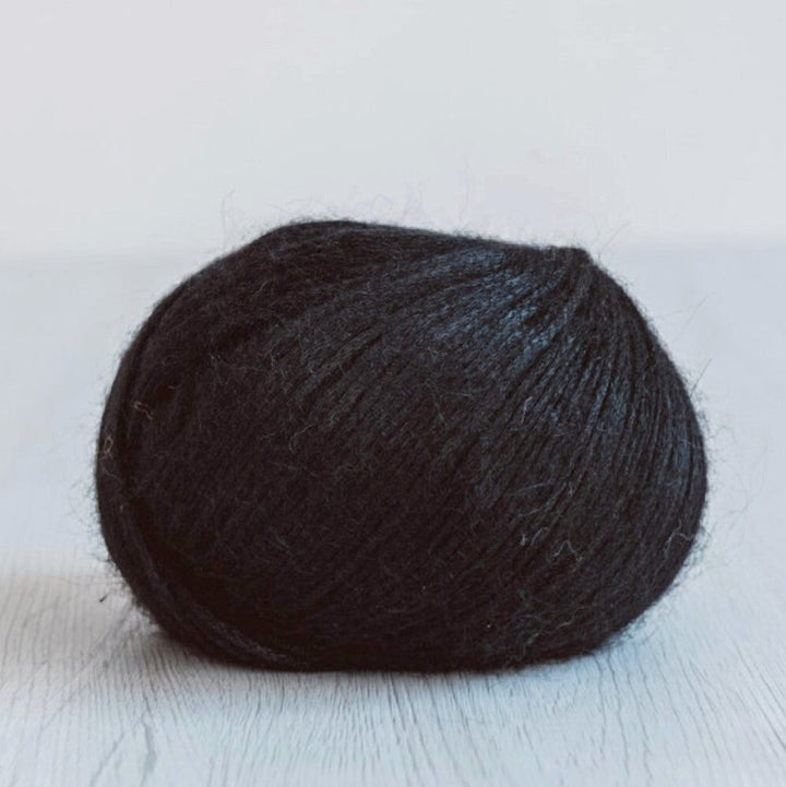 DHG Hokusai Yarn