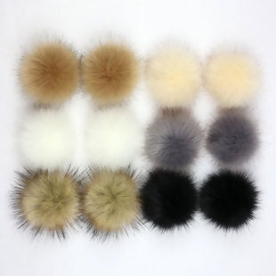 PIUMA DIY Beanie Kit with FUR POMPOM