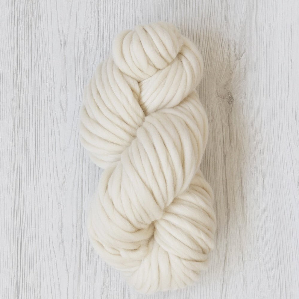 DHG PIUMA XXL Yarn 200gm Ball WHITE