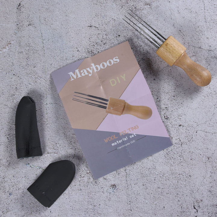 Kraftkolour Felting Needle 8 Needle Tool and Needles