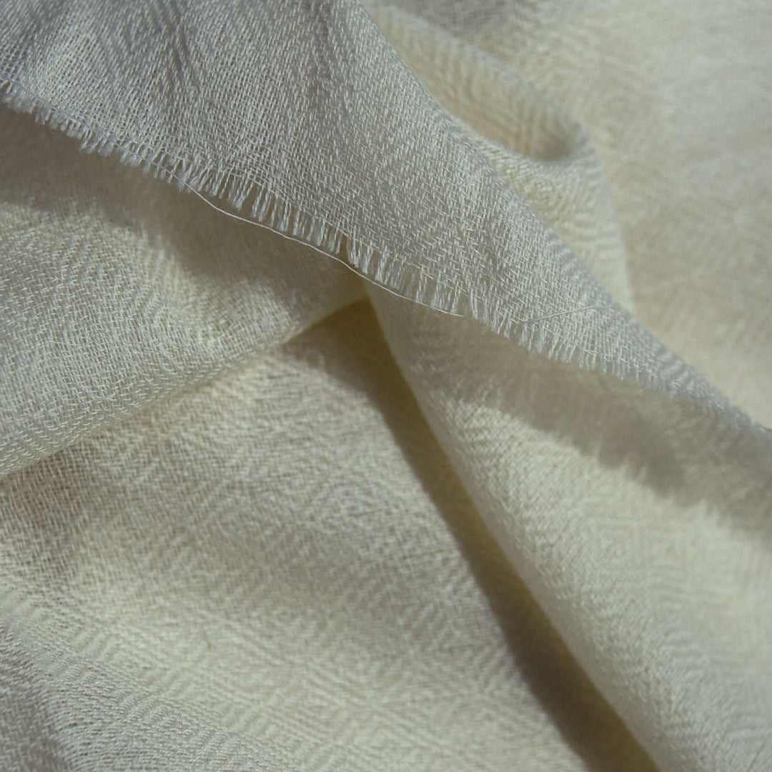 Diamond Weave Merino Wool Fabric 180gsm 114cm wide – Natural White